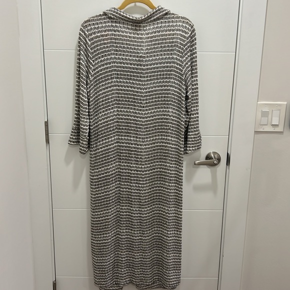 Chico’s Travelers Two Piece Set Topper Jacket & Pants Sz 1 8/10 - Picture 6 of 12